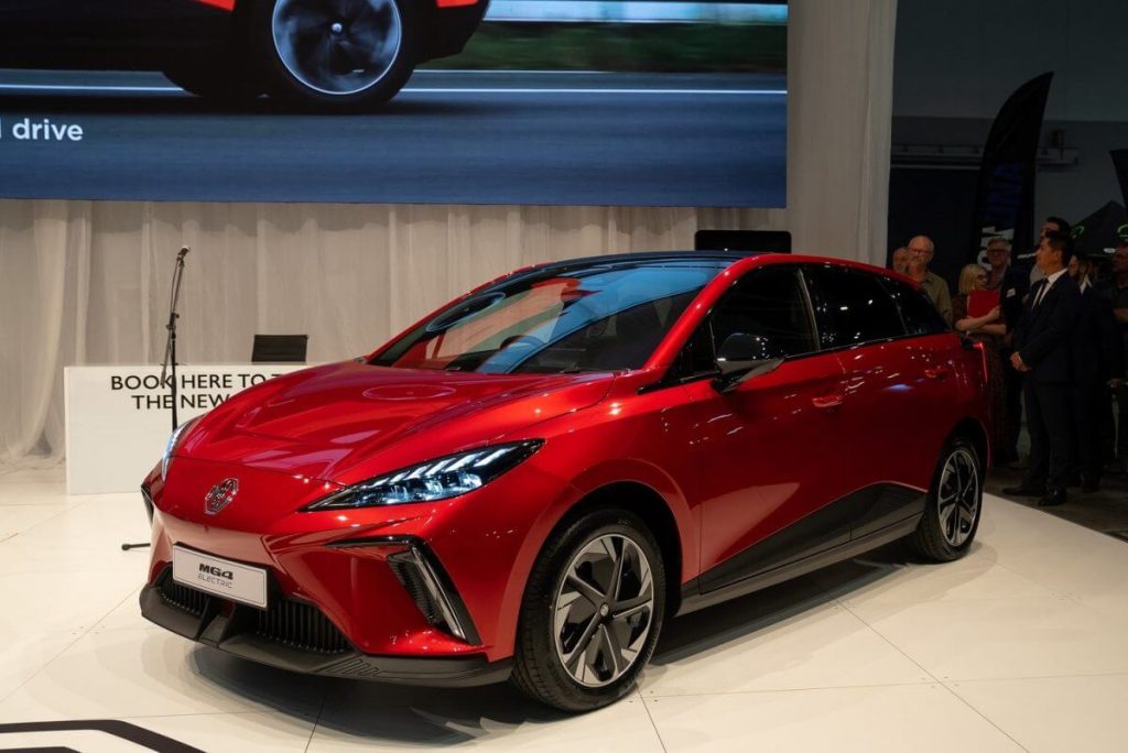 xe điện MG4 đỏ